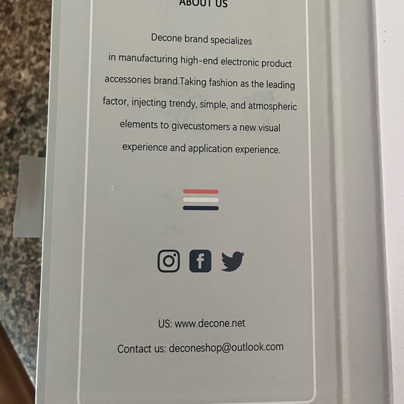 DECONE iPhone 14pro case!!! Phantom Series silicone phone case!! BNWT!! - Picture 3 of 8